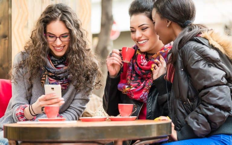 Grow Your Business by Building and Nurturing Relationships (in just 4 easy steps!)